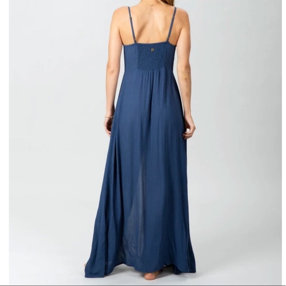 Rip Curl Maxi Dress - Picture 3 of 3